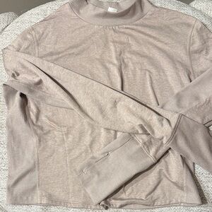 Old Navy cozecore cropped althetic top